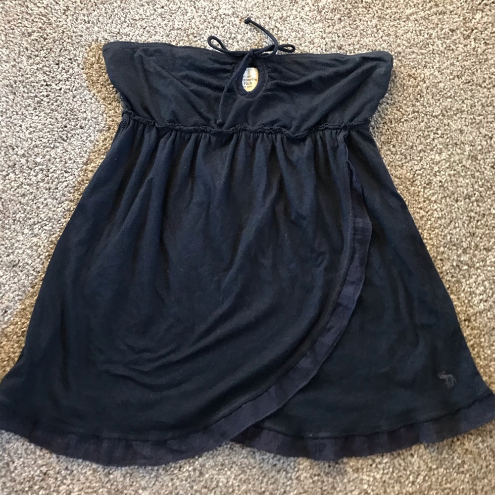 Abercrombie and Fitch Keyhole tank